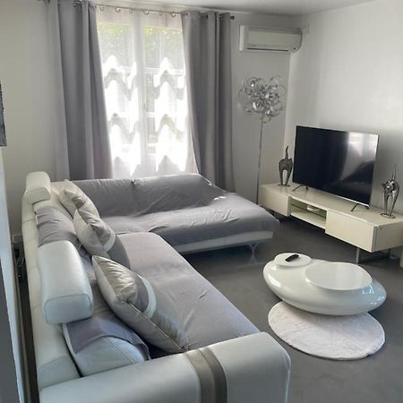Charmant T2 Meuble Proche Chu Bellepierre Saint-Denis Exterior foto